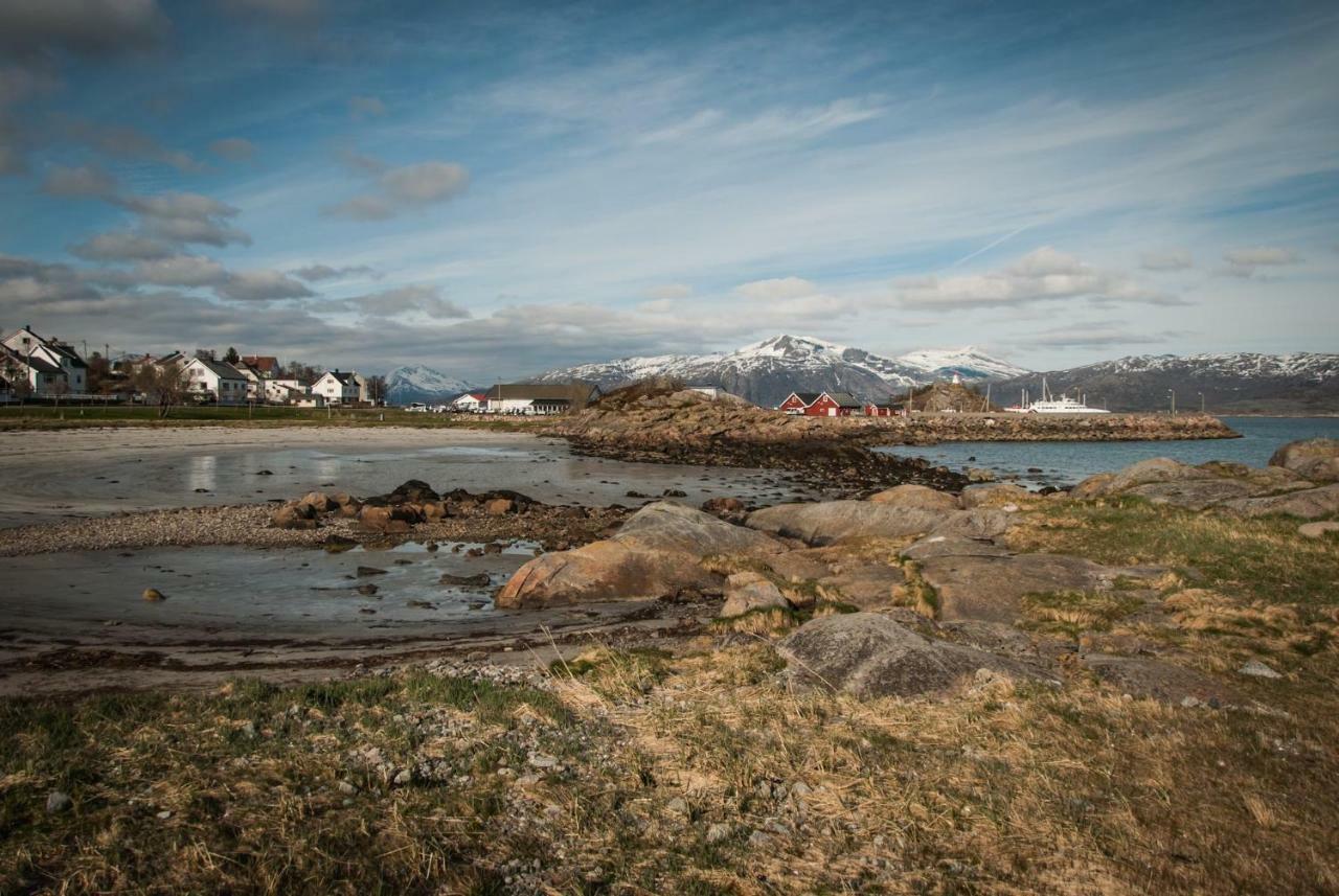 Lofoten Gate Hostel Lodingen Eksteriør billede